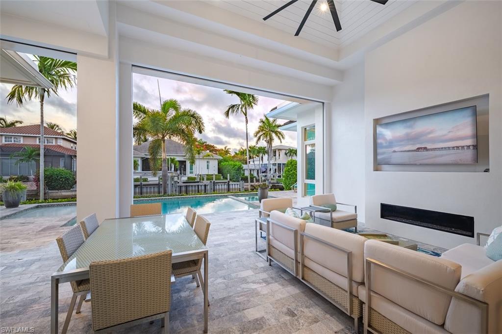 ROYAL HARBOR - Residential