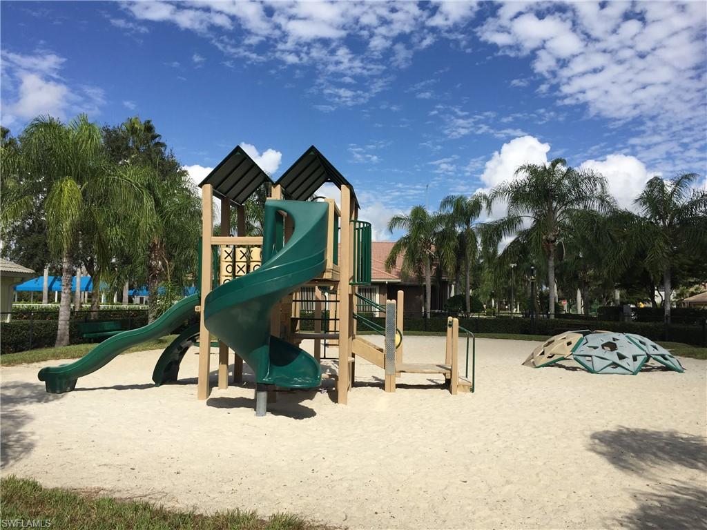 INDIGO LAKES - Residential