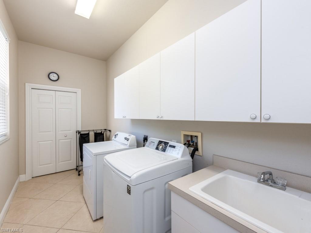 INDIGO LAKES - Residential