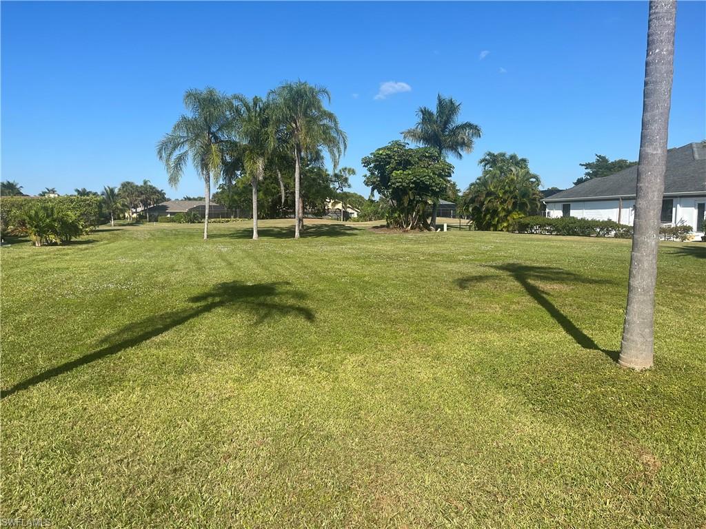 Premium Golf Course Lot in Spanish Wells – Build Your Dream Home!
Create your ideal Florida retreat on this exceptional 95 x 120 vacant lot located at 9954 Ortega Lane in the prestigious Spanish Wells Golf Community of Bonita Springs. Perfectly positioned directly on the golf course, this homesite offers beautiful fairway views and a serene, upscale setting.
Enjoy the best of coastal living with a short 3.5-mile drive to the beach, plus unbeatable convenience with close proximity to U.S. 41 and I-75, making travel, shopping, dining, and entertainment effortlessly accessible.
Spanish Wells is a gated, beautifully maintained community offering optional memberships with access to a 27-hole championship golf course, clubhouse, fitness center, tennis, bocce, dining, and an active social lifestyle.
Whether you’re planning a seasonal escape, full-time residence, or investment property, this lot delivers an incredible opportunity in one of Bonita Springs’ most sought-after golf communities.
Build your future overlooking the fairways of Spanish Wells—your Florida lifestyle begins here.