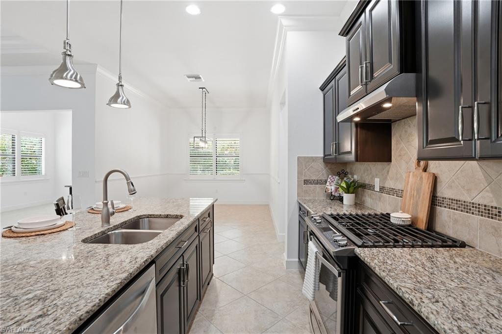 GREYHAWK AT GOLF CLUB OF THE EVERGLADES - Residential