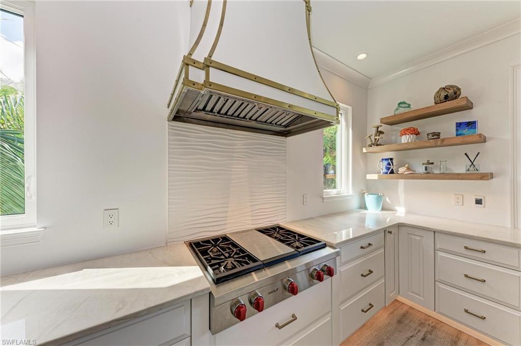 BAY TO BEACH - Residential
