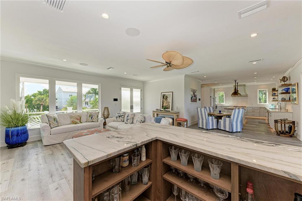 BAY TO BEACH - Residential