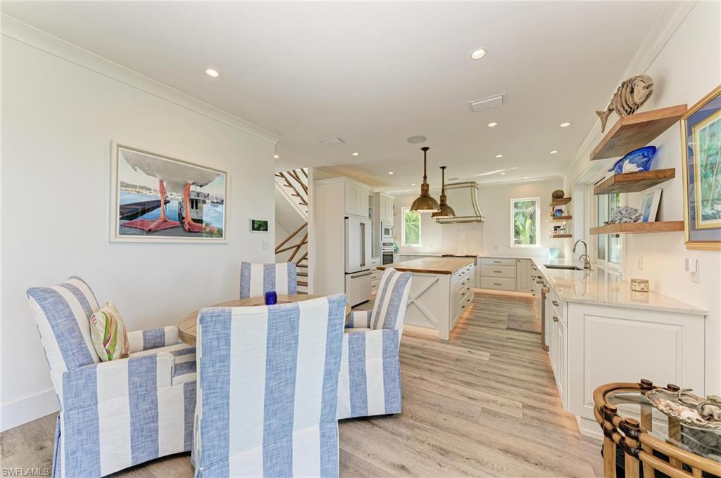 BAY TO BEACH - Residential
