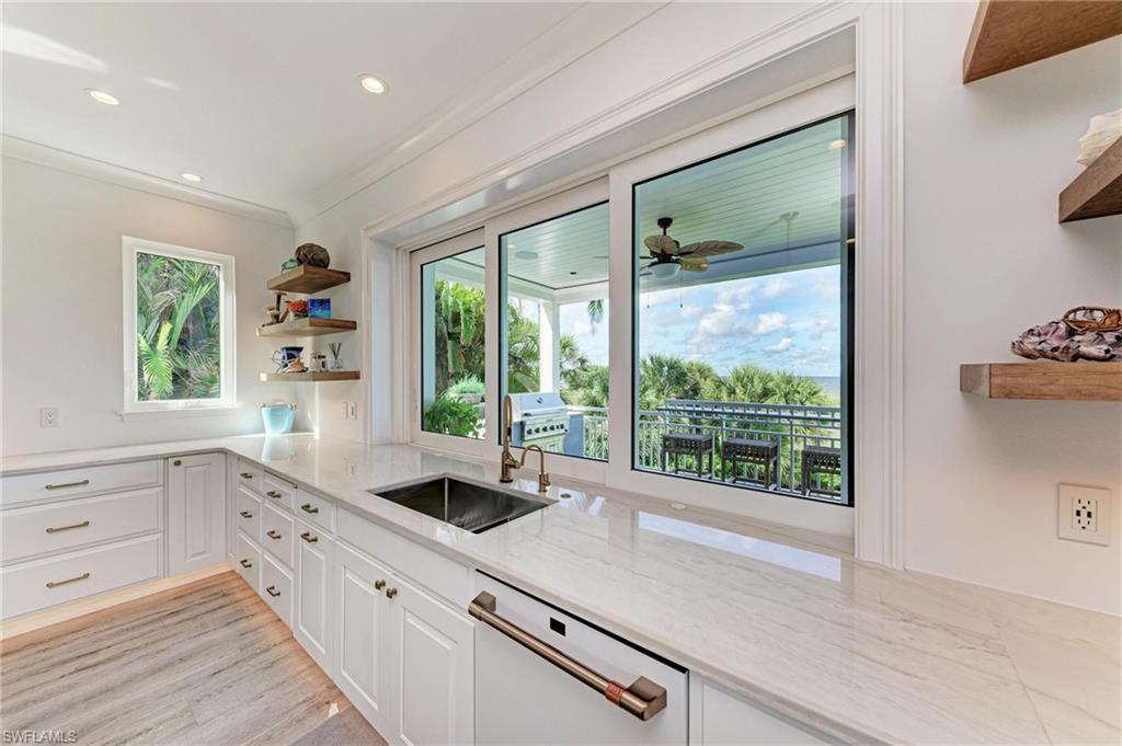 BAY TO BEACH - Residential