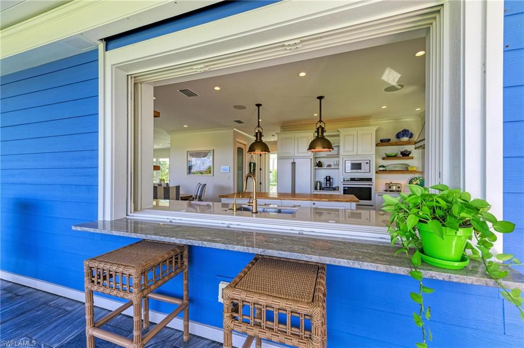 BAY TO BEACH - Residential