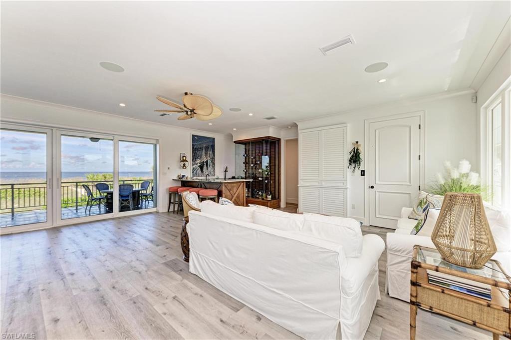 BAY TO BEACH - Residential