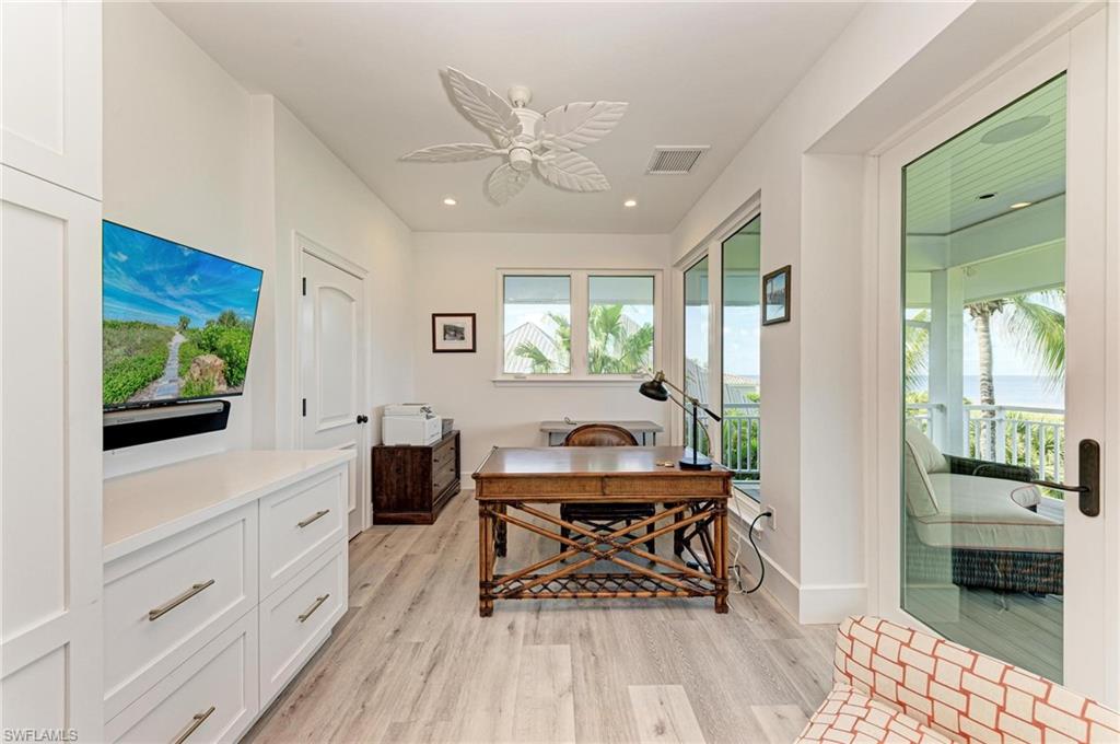 BAY TO BEACH - Residential