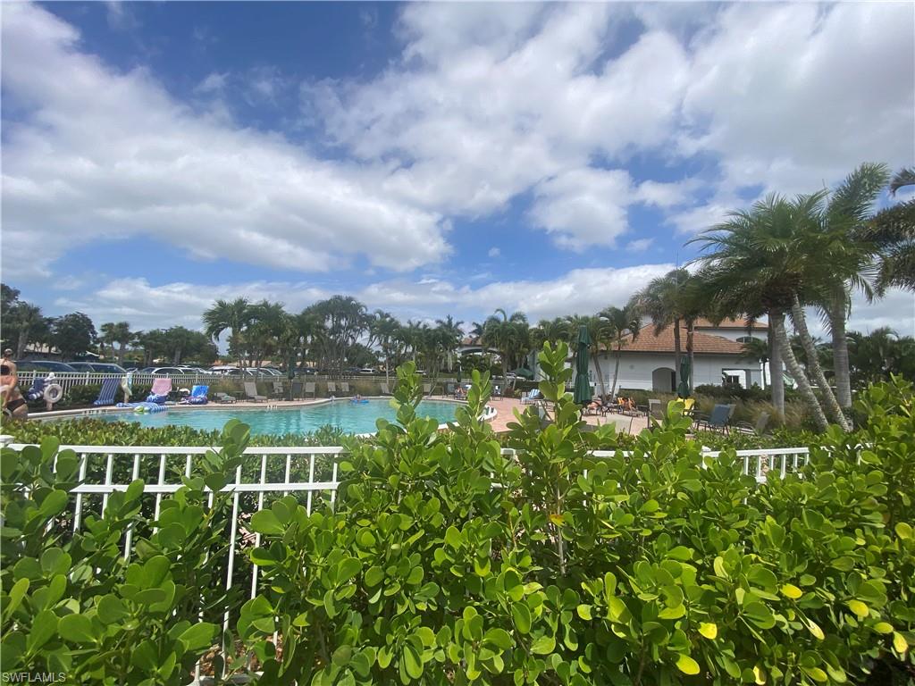 LAS BRISAS AT SPANISH WELLS - Residential