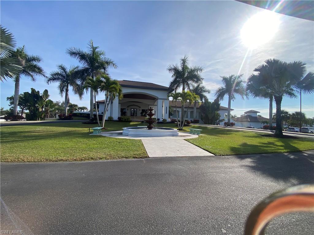 LAS BRISAS AT SPANISH WELLS - Residential