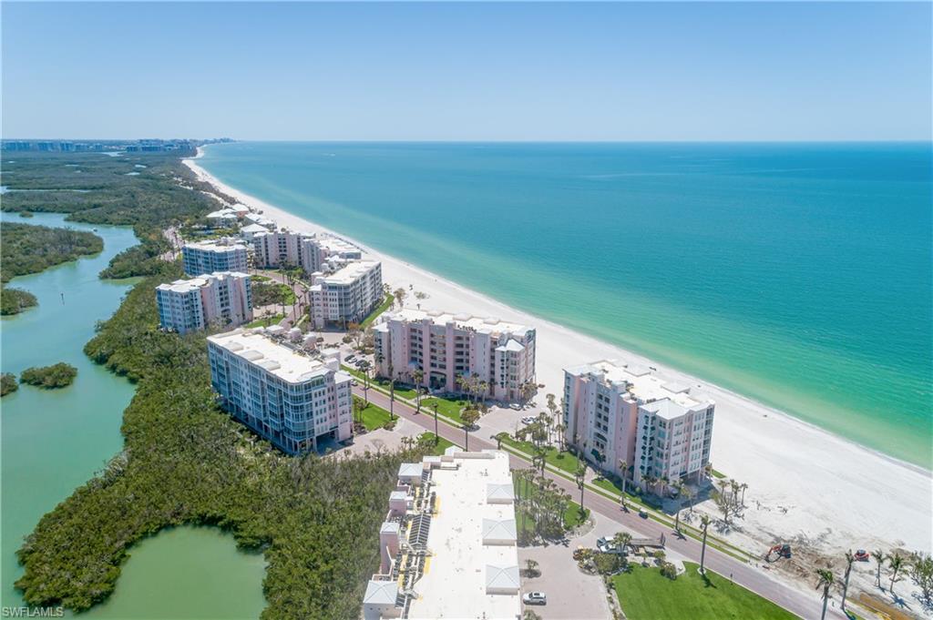 BAREFOOT BEACH CLUB - Residential