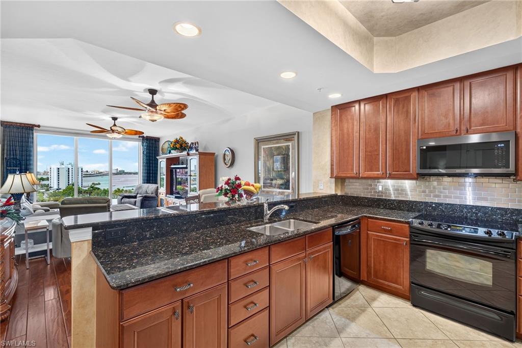 NORTH STAR YACHT CLUB - Residential