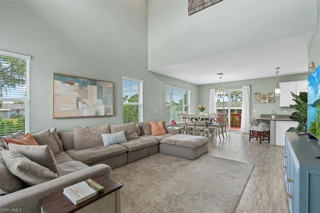 SAN CARLOS PARK - Residential