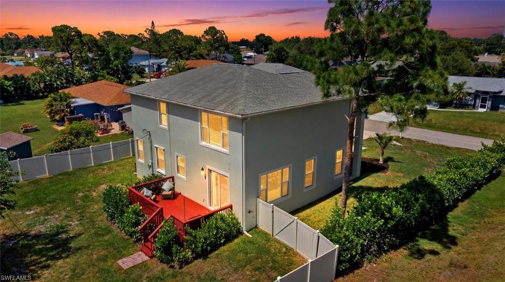 SAN CARLOS PARK - Residential