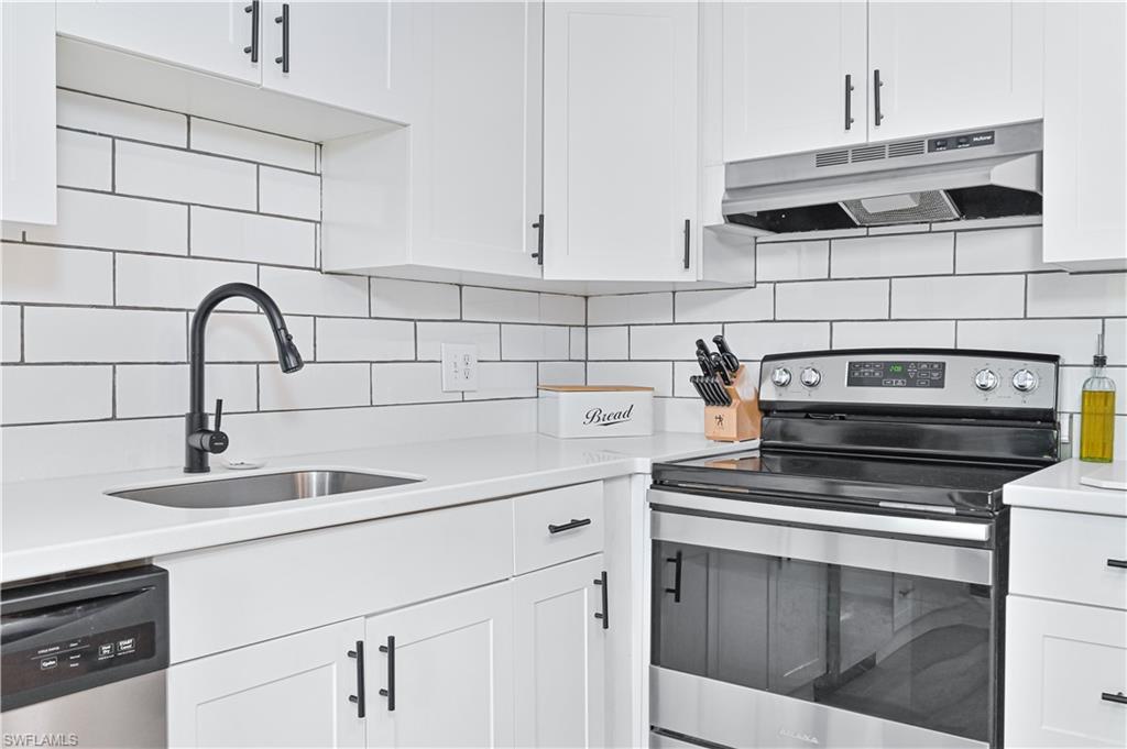 Welcome to this beautifully updated 2-bedroom, 2-bath townhome in the highly desirable Parkwoods community! Combining modern upgrades with a functional floor plan, this move-in-ready home offers comfort, style, and convenience in one of Fort Myers' most sought-after locations. The bright and inviting main level features wood-look luxury vinyl plank flooring throughout the open-concept living and dining areas, creating the perfect space for everyday living and entertaining. The remodeled kitchen is a standout, showcasing white cabinetry, a subway tile backsplash, a center island, and newer stainless steel appliances. A renovated full bathroom with a charming shiplap accent wall and a convenient laundry area complete the first floor. Upstairs, both spacious bedrooms offer private balcony access through sliding glass doors, creating a relaxing retreat. A fully renovated bathroom and newer carpeting throughout the second floor add warmth and comfort.
Step outside to your own private fenced courtyard—ideal for morning coffee, outdoor dining, or gathering with family and friends. Major updates, including a newer roof, A/C system, and water heater, provide added peace of mind for years to come. With low HOA fees that include lawn care and access to the community pool, plus a central location close to shopping, dining, beaches, and major roadways, this home offers exceptional value and an unbeatable Southwest Florida lifestyle. Schedule your private showing today!