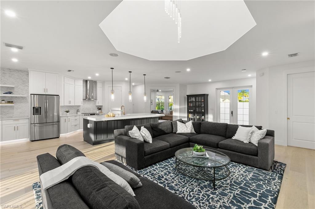 BROOKSIDE - Residential