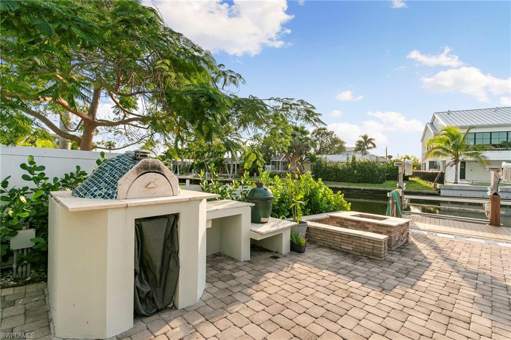 BROOKSIDE - Residential