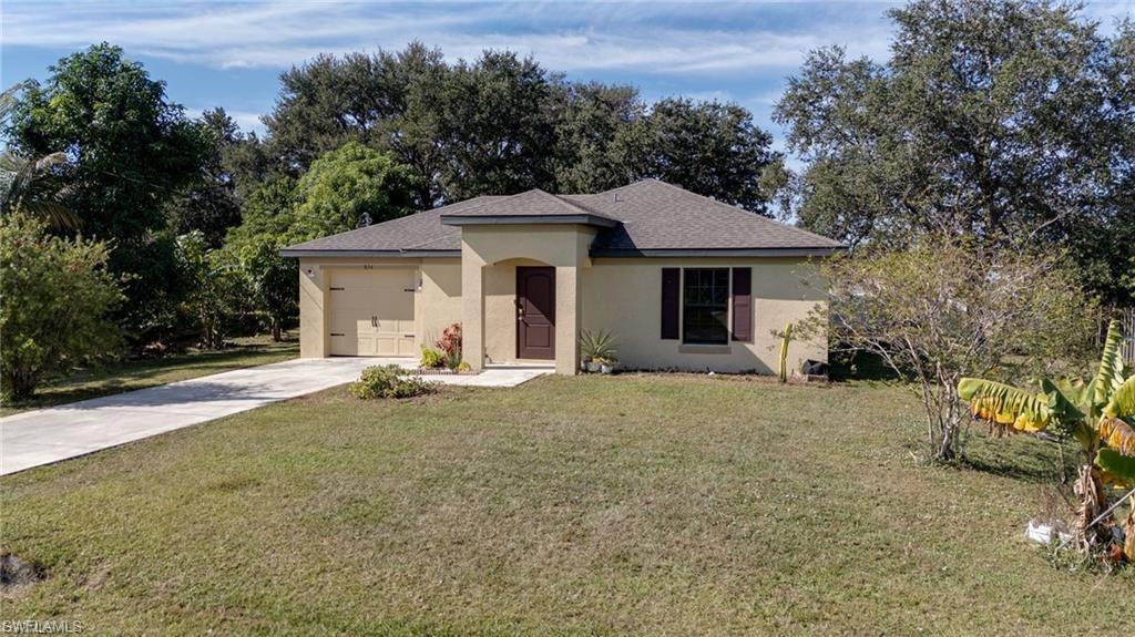 MIRROR LAKES - Residential
