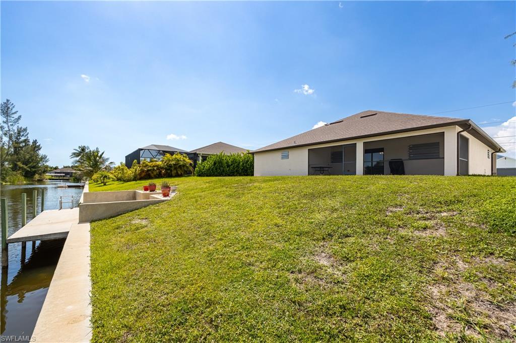 CAPE CORAL - Residential