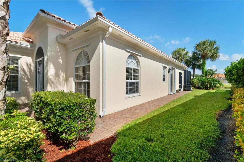 ISLAND WALK - Residential