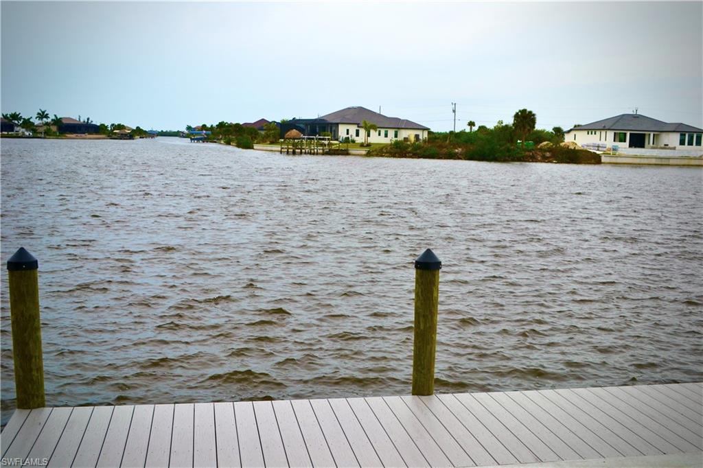 CAPE CORAL - Land