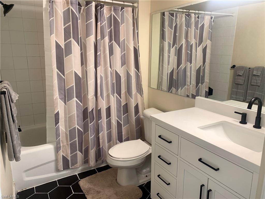 THE ENCLAVE AT NAPLES - Residential Lease