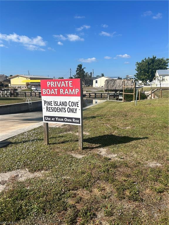 PINE ISLAND COVE - Land