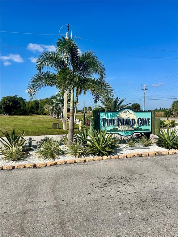 PINE ISLAND COVE - Land