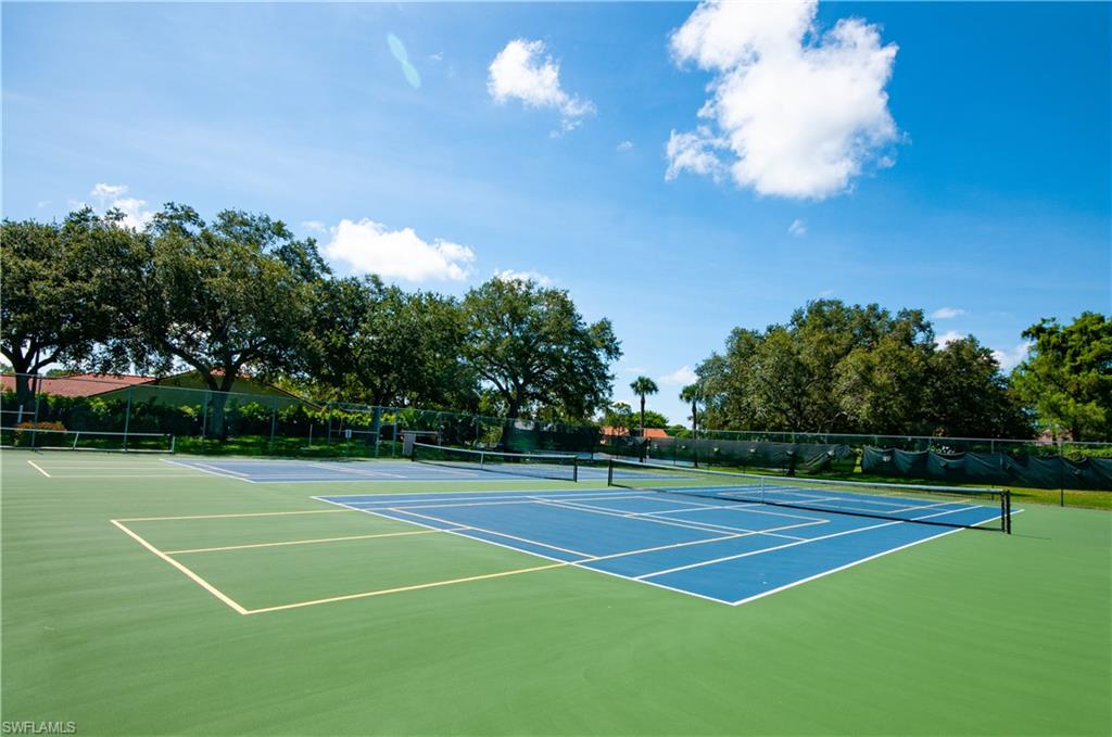BERKSHIRE LAKES - Residential