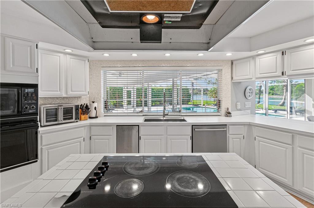 BERKSHIRE LAKES - Residential