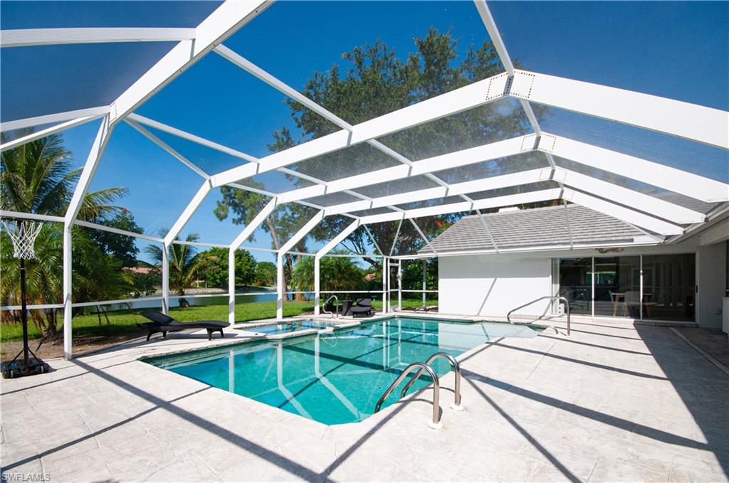 BERKSHIRE LAKES - Residential