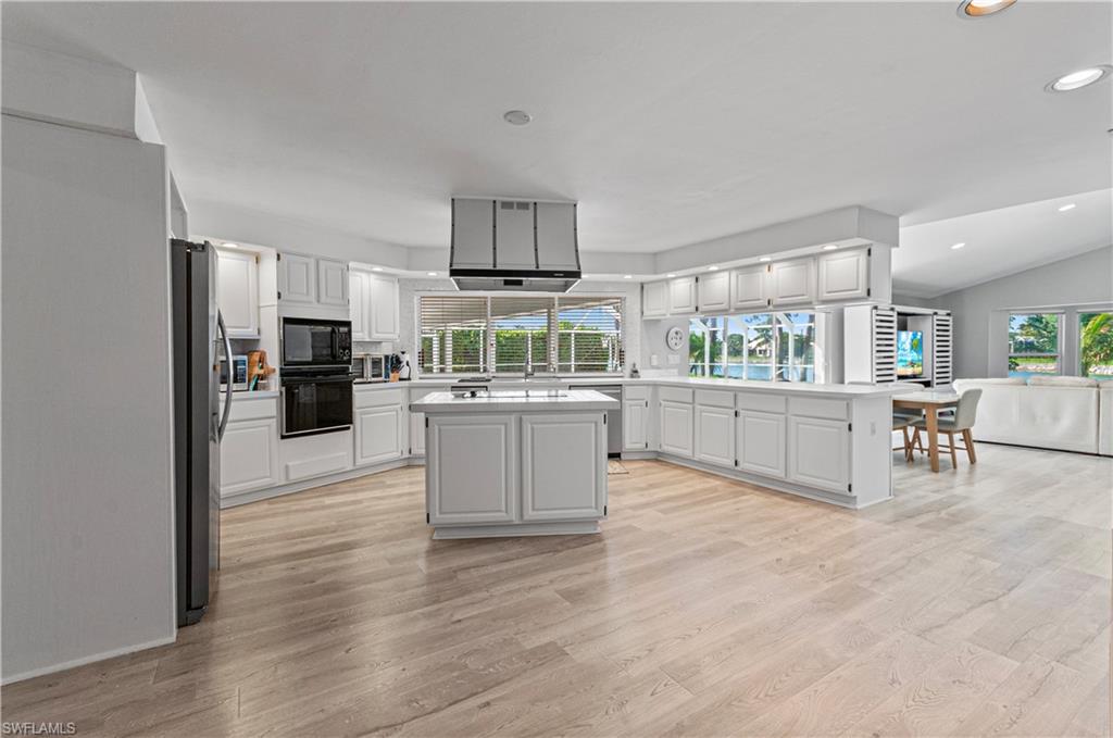 BERKSHIRE LAKES - Residential