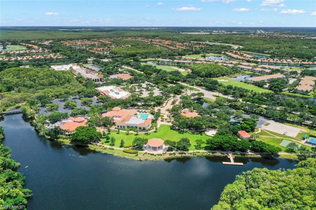 LIGHTHOUSE BAY - Residential