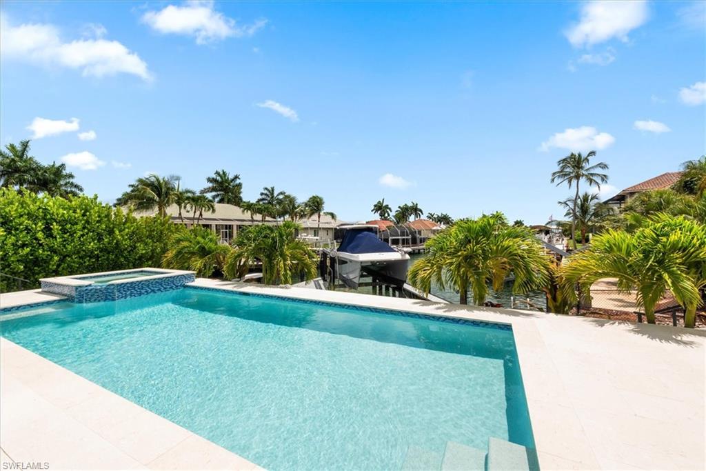 MARCO ISLAND - Residential