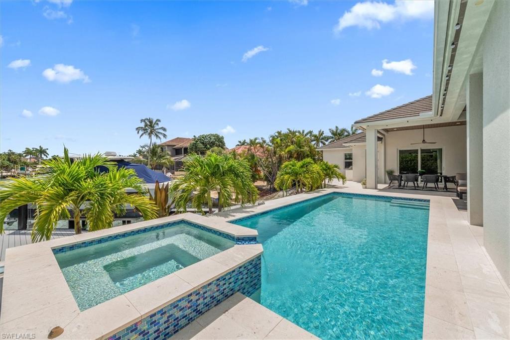 MARCO ISLAND - Residential