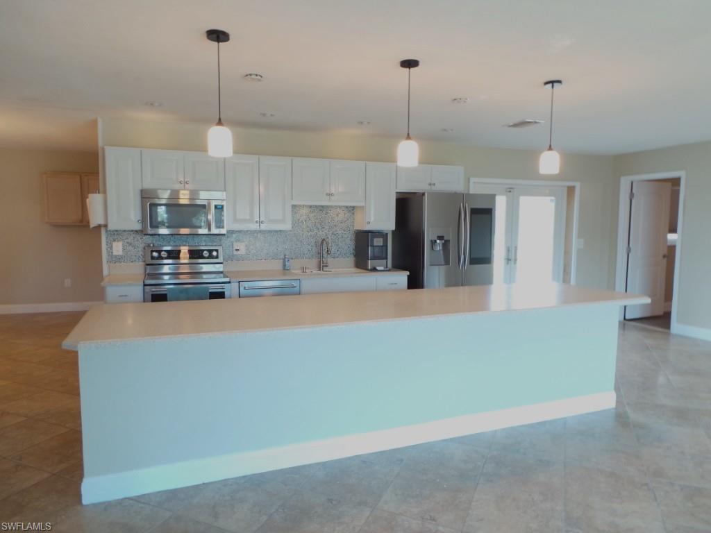 SAN CARLOS PARK - Residential
