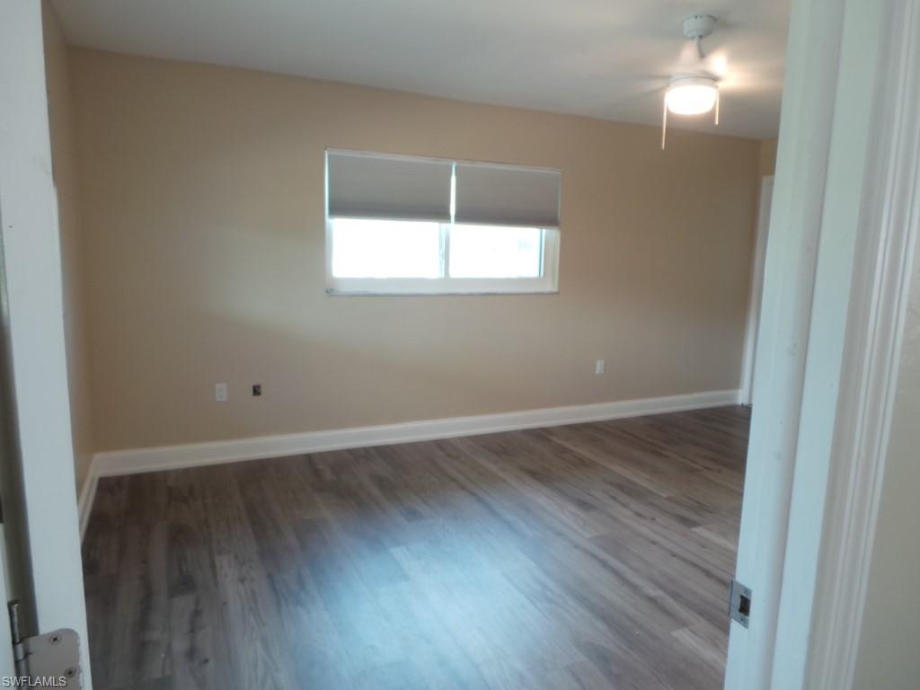 SAN CARLOS PARK - Residential