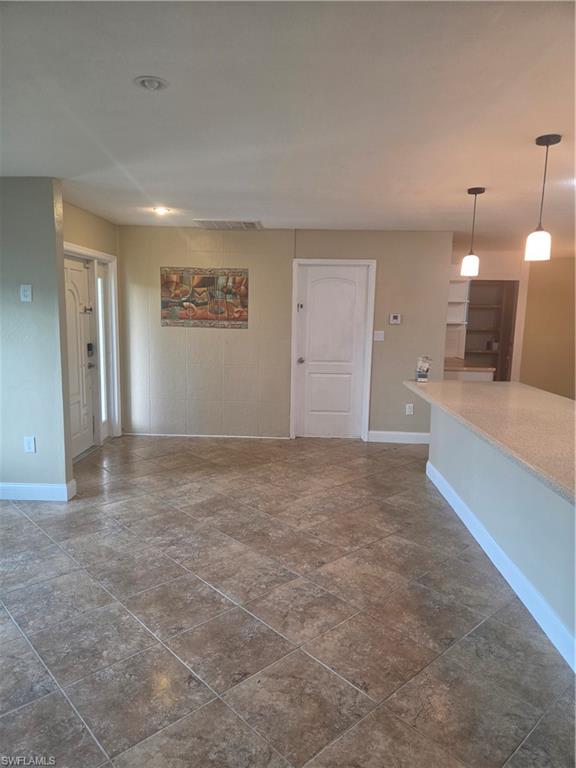 SAN CARLOS PARK - Residential
