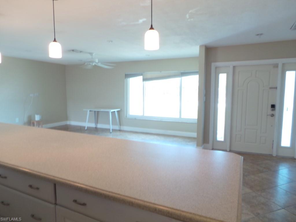 SAN CARLOS PARK - Residential