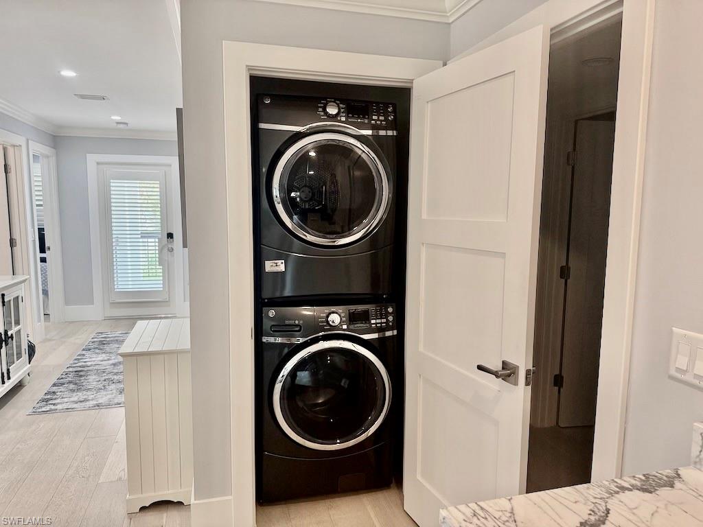 BARCLAY - Residential