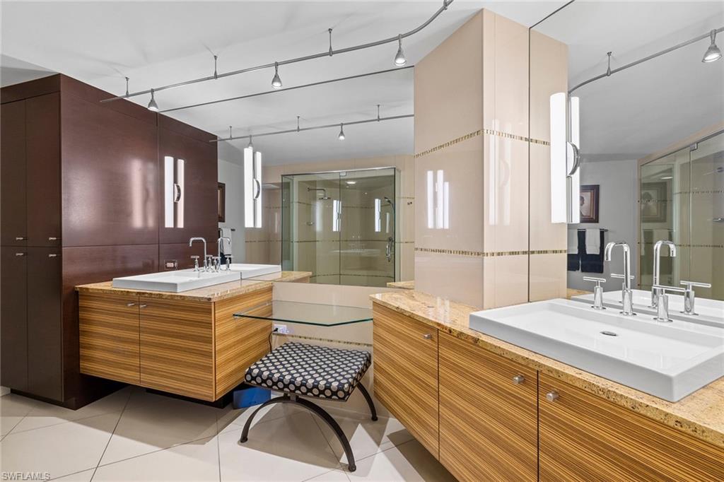 ESPLANADE CLUB - Residential