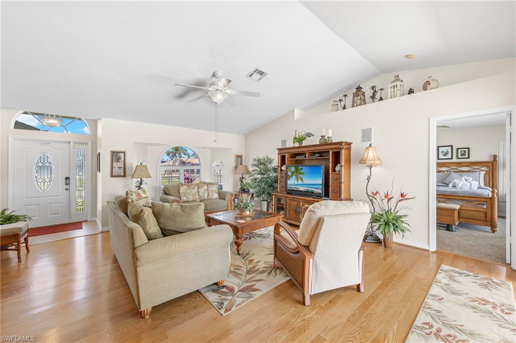 CAPE CORAL - Residential Lease