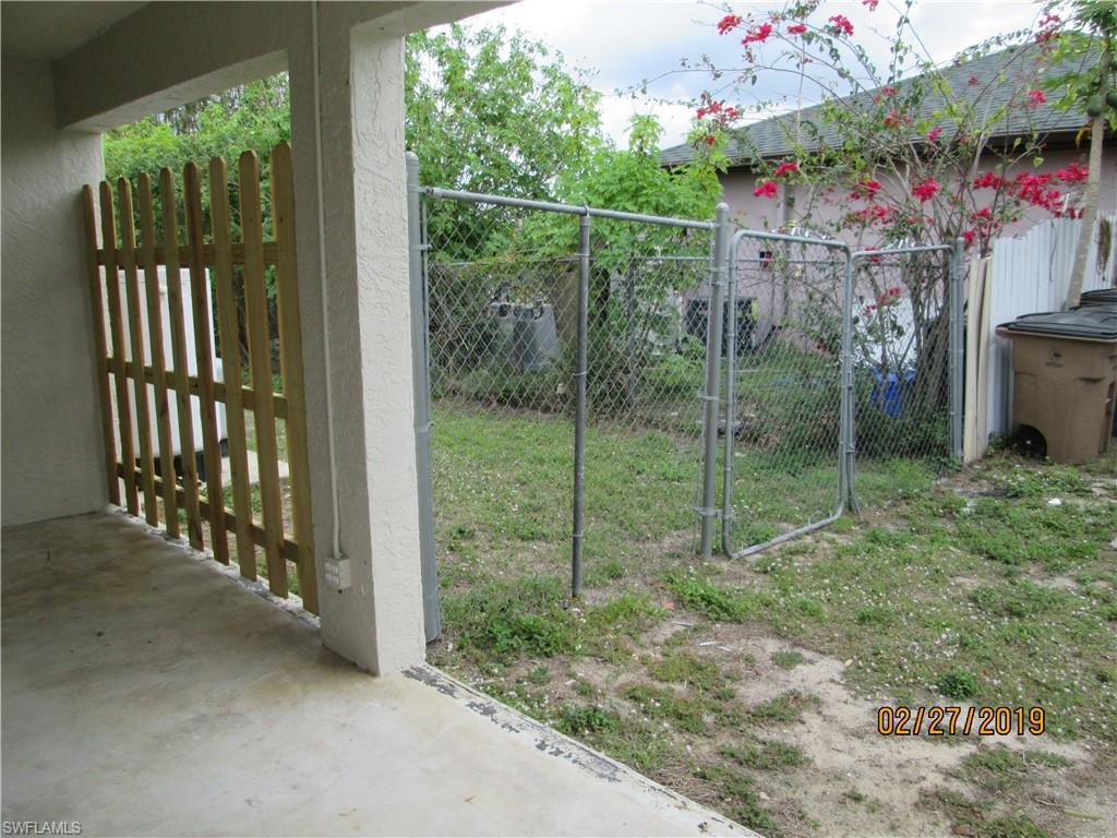 LEHIGH ACRES - Residential