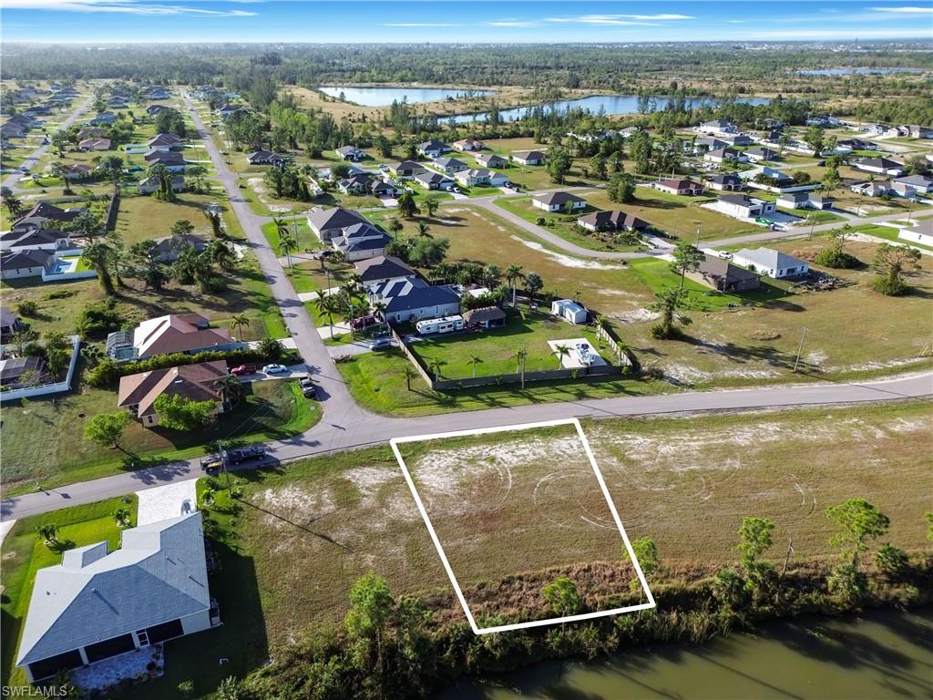 CAPE CORAL - Land