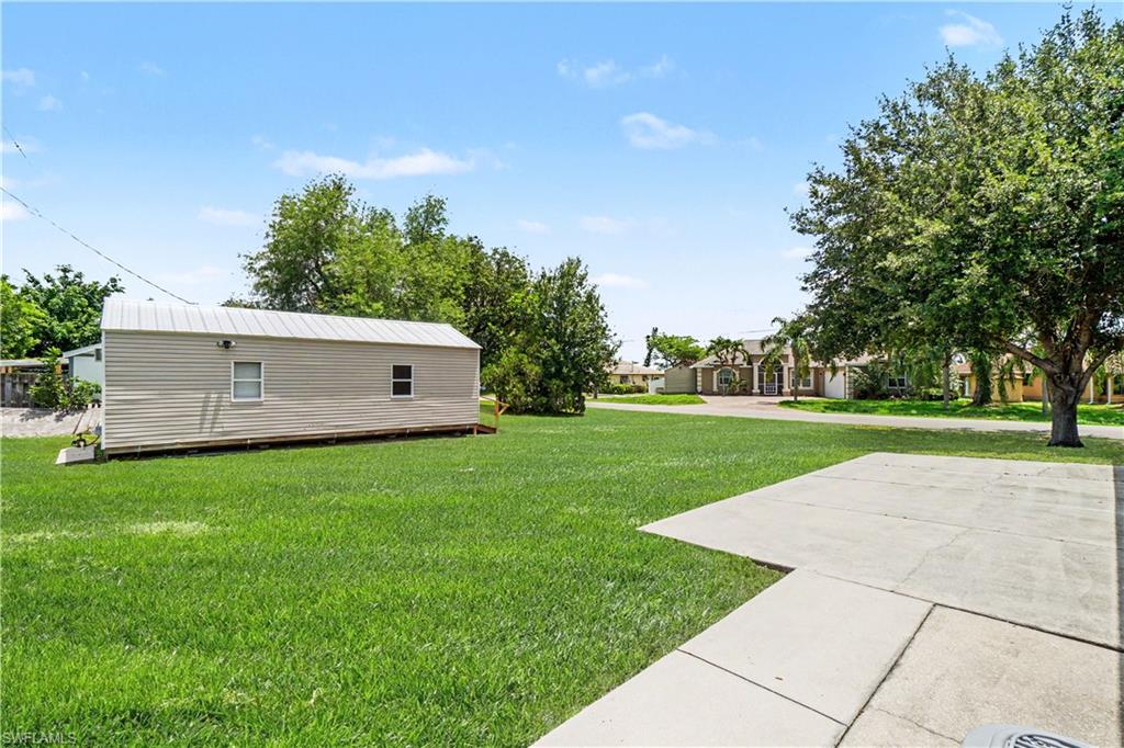FORT MYERS SHORES - Residential