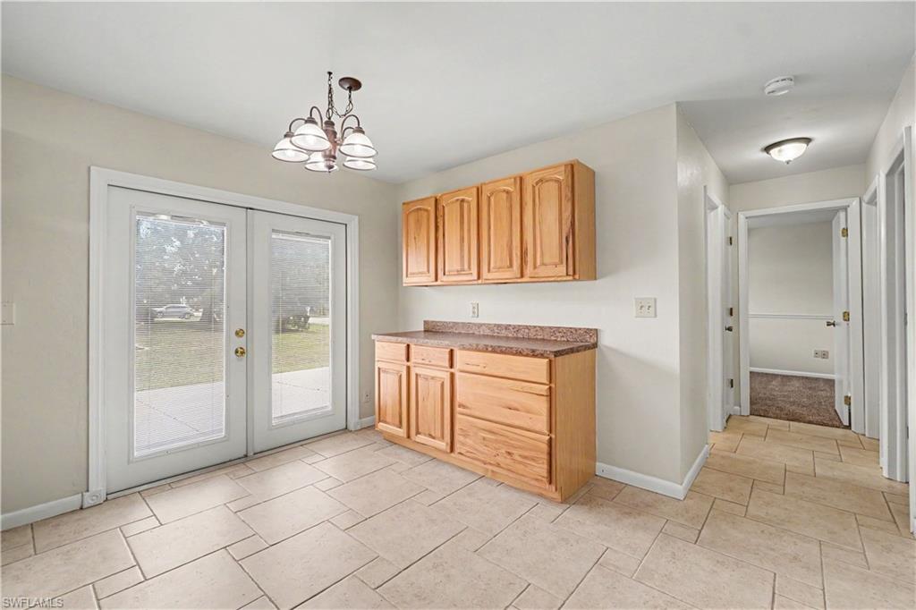 FORT MYERS SHORES - Residential