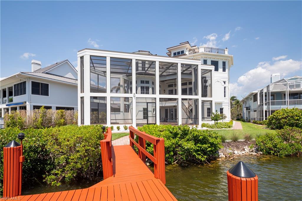 BAYFRONT GARDENS - Residential