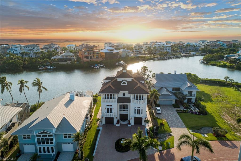BAYFRONT GARDENS - Residential