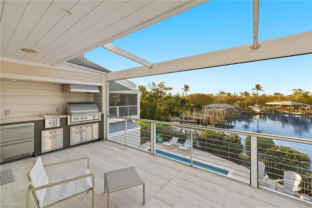 SANIBEL HARBOURS - Residential