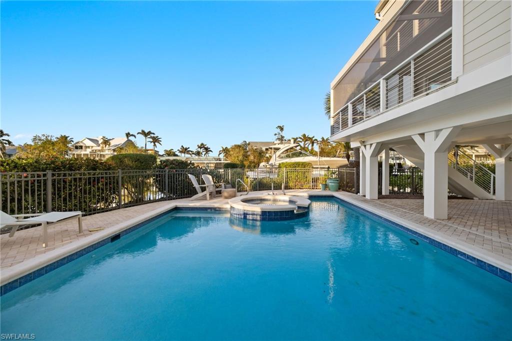 SANIBEL HARBOURS - Residential